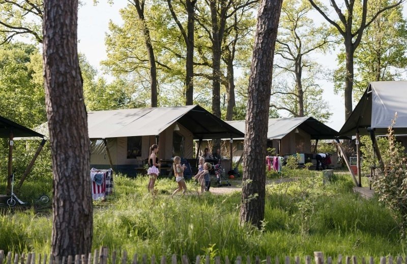 Blijf je overnachten?