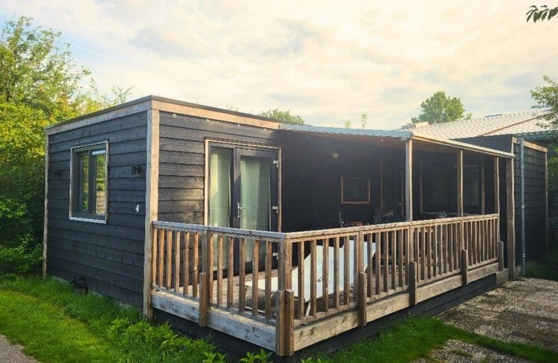 Chalet 45m2 H met airco | 4 - 6 persoons (Blokhut met stapelbed)